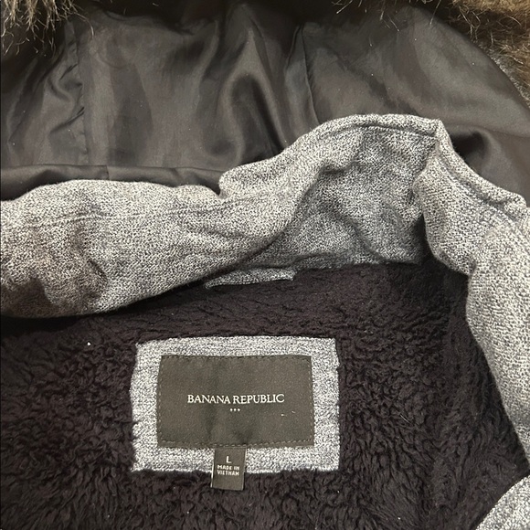 Banana Republic Gray Puffer Vest - Picture 5 of 9
